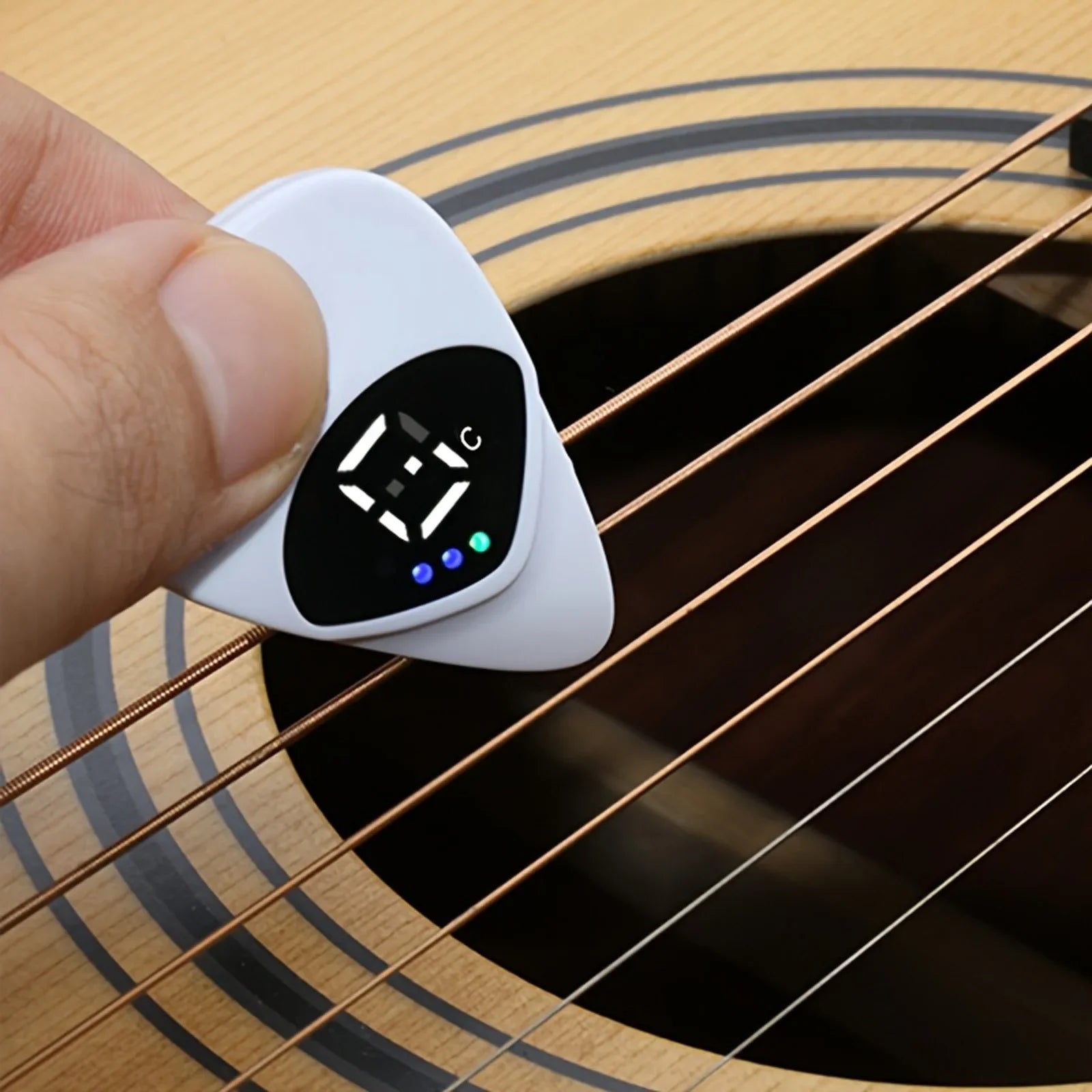 2-In-1 Guitar Pick & Tuner - Your Guitar Buddy